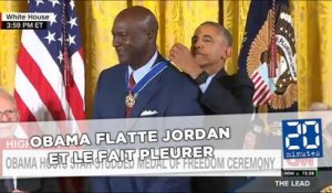 Barack Obama flatte Michael Jordan et le fait pleurer