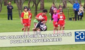Rugby: Un colosse de 8 ans n'a aucune pitié pour ses adversaires