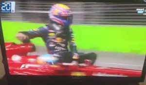 F1: Webber assis sur la voiture d'Alonso à plus de 100km/h