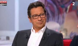 Quand Laurent Gerra se moque de François Hollande et de son livre (vidéo)