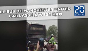 Le bus de Manchester United salement caillassé par les supporters de West Ham