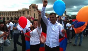 Arménie: le peuple fête l'élection de Pachinian