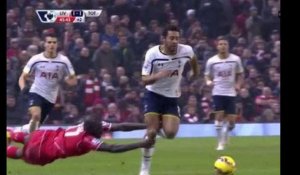 L'excellent plaquage de Mamadou Sakho contre Tottenham