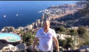 Ice Bucket Challenge: François Hollande nommé par le Prince Albert de Monaco