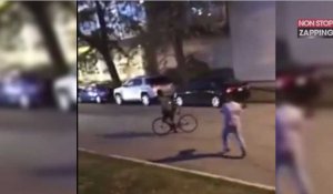 Après une dispute, un automobiliste assomme un cycliste avec un djembé (Vidéo)