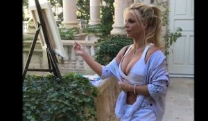 Britney Spears a trouvé comment rendre la peinture sexy