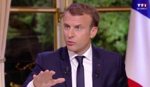 "Croquignolesque", "truchement", "Je vous fiche mon billet"... les 3 expressions d'antan de Macron