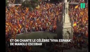 Catalogne: des centaines de milliers d'Espagnols descendent dans les rues, mais pas pour les mêmes raisons