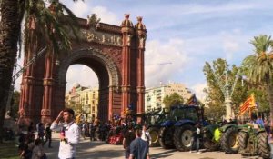 Catalogne: des agriculteurs viennent soutenir l'indépendantisme
