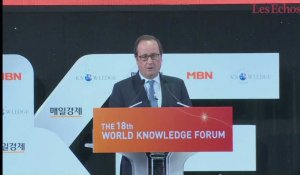François Hollande dénonce la politique extérieure de Trump