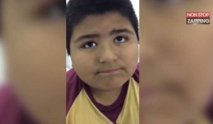 Les images touchantes d'un enfant qui a avalé son jouet siffleur (Vidéo)