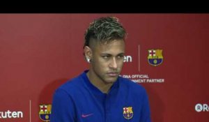 Neymar au Brésil pour son opération, objectif Mondial-2018