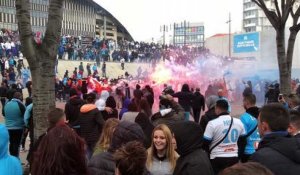 OM-OL : ambiance explosive devant le Vélodrome avant le coup d'envoi