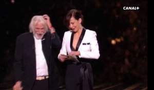César 2018 : Sophie Marceau et Laurence Arné sexy avec de superbes décolletés (vidéo)