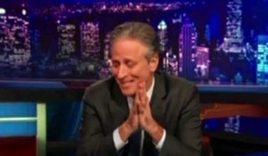 Attentat à Charlie Hebdo : la réaction de Jon Stewart dans le Daily Show