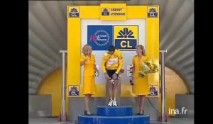 Remise du maillot jaune à Laurent Jalabert