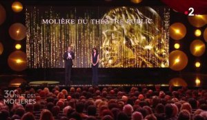 VIDEO. "Aimez-nous plus tôt" : Jean-Marc Dumontet  fait passer un message à Delphine Ernotte pendant les Molières