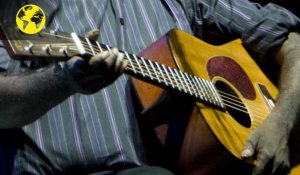 Décès du chanteur aborigène Dr G Yunupingu : un "géant musical" s'en va