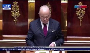 Bernard Cazeneuve : le chômage est "une priorité"