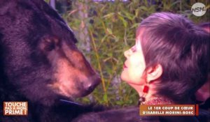 TPMP : Isabelle Morini-Bosc embrasse et danse avec un ours