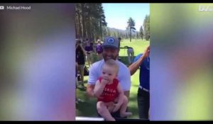 Justin Timberlake rejoue la scène du Roi Lion avec un bébé (Vidéo)