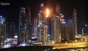 Un incendie ravage un gratte-ciel à Dubaï