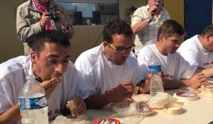 Concours du plus gros mangeur de Livarot 2017