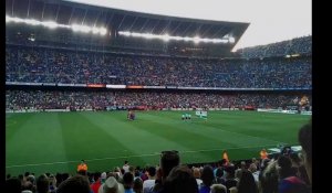 Le FC Barcelone rend hommage aux victimes des attentats catalans