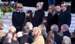 Charles Aznavour mort : Laeticia Hallyday et ses filles émues sur la tombe du chanteur