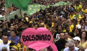 Bolsonaro au coeur de la présidentielle au Brésil