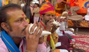 Inde: des Hindous rassemblés pour l'inauguration d'un temple controversé