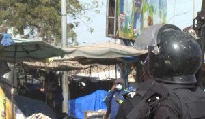 Crise au Sénégal: les forces de sécurité dispersent par la force un rassemblement à Dakar