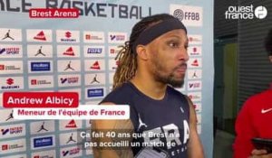 VIDÉO. Équipe de France de basket : "Beaucoup d'enthousiasme à Brest", apprécie Andrew Albicy