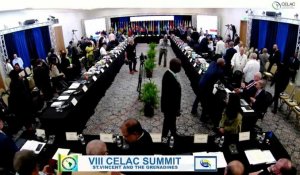 Arrivée de dirigeants de l'Amérique latine et des Caraïbes à un sommet régional