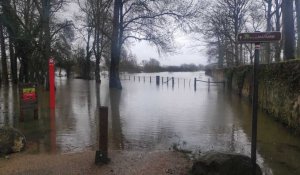 VIDÉO. Des cours d'eau en crue en Sarthe, plusieurs routes fermées à la circulation
