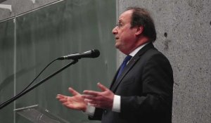 Brest : François Hollande accueilli comme une star à l'UBO !