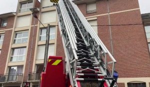 Hazebrouck : les pompiers interviennent face au risque de chute de tuiles