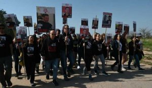 Des Israéliens marchent vers Jérusalem pour la libération des otages