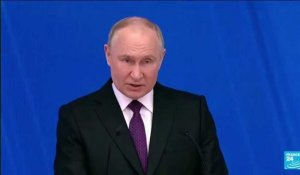 Poutine réagit aux propos de Macron et brandit la menace d'un conflit nucléaire