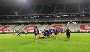 Rugby Tournoi des six nations Captain’run de l’équipe de France séquence de jeu avant France - Italie 24 février 2024