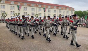 Défilé à Nîmes du 2e Régiment étranger d'infanterie pour la fête de Camerone