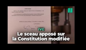 Les images du premier scellement de la loi sur l’IVG, une tradition du Congrès