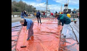 VIDÉO. À Douarnenez, du tannage à l'ancienne pour les voiles d'un bateau