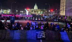 Des manifestants pro-Palestiniens bloquent une rue près du Capitole avant le discours de Biden
