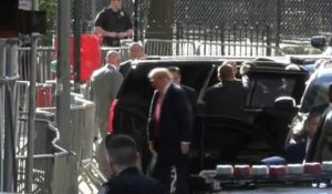Donald Trump arrive au tribunal à New York