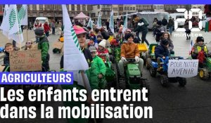 Manifestation des agriculteurs : Des enfants sur leur tracteur à pédales assiègent Strasbourg 