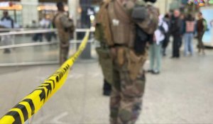 Images dans la gare de Lyon à Paris après une attaque à l'arme blanche