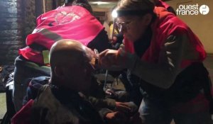 VIDEO. « Madame m'a bien coiffé » : à Cherbourg, des coiffeurs font une maraude pour les sans-abris