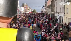 VIDÉO. Carnaval de Granville : la foule s'amasse dans les rues