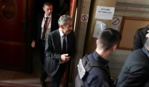 Affaire Bygmalion : Nicolas Sarkozy sort de la cour d'appel de Paris